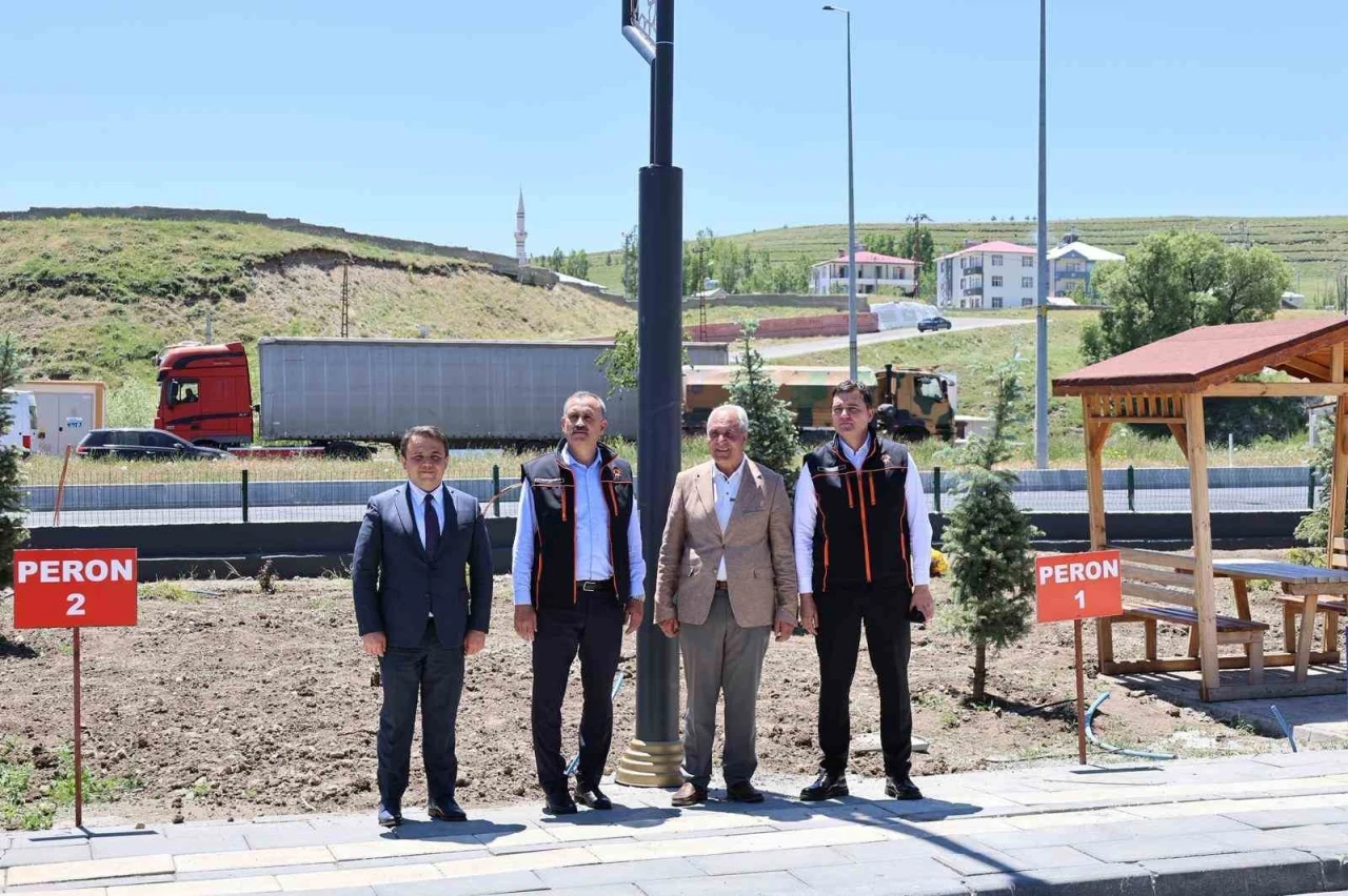 Eleşkirt&rsquo;te alt yapı &ccedil;alışmaları
