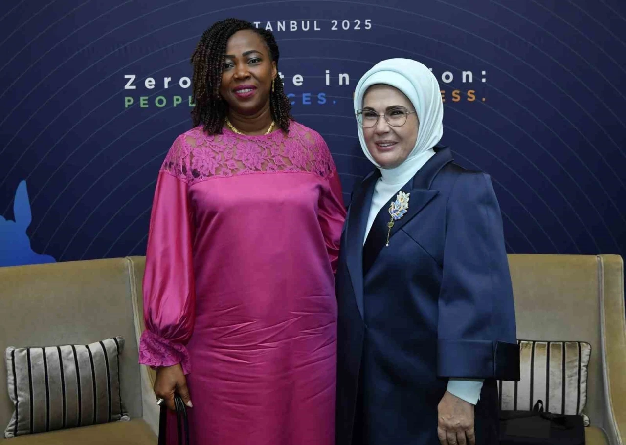 Emine Erdoğan, Sierra Leone Cumhurbaşkanı’nın eşi Fatima Maada Bio ile görüştü