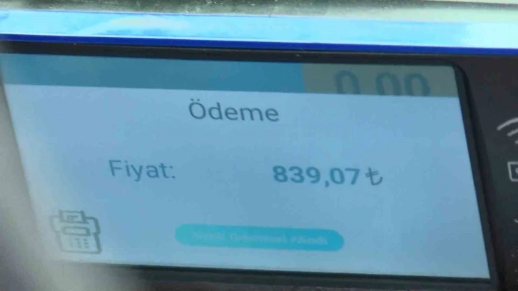 Emin&ouml;n&uuml;&rsquo;nde taksi denetimi: 1 s&uuml;r&uuml;c&uuml; g&ouml;zaltına alındı
