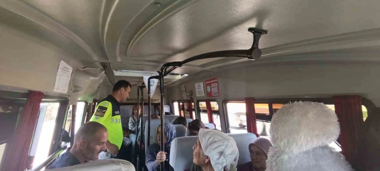 Emniyet kemerinin önemine dikkat çekildi
