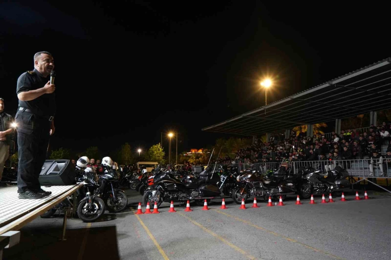 Emniyet Müdürü Arıbaş motosiklet sürücülerine seslendi: &quot;Samsun’da kask duyarlılığı oluşturalım&quot;

