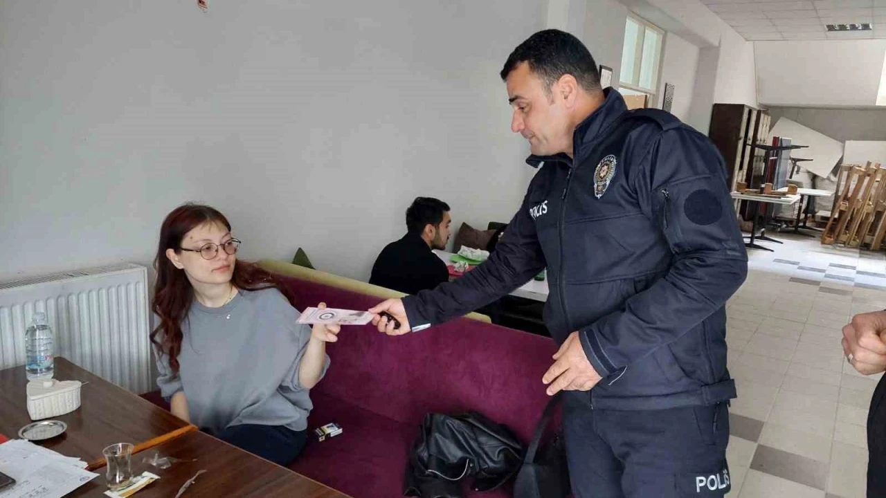 Emniyetten MYO öğrencilerine KADES bilgilendirmesi

