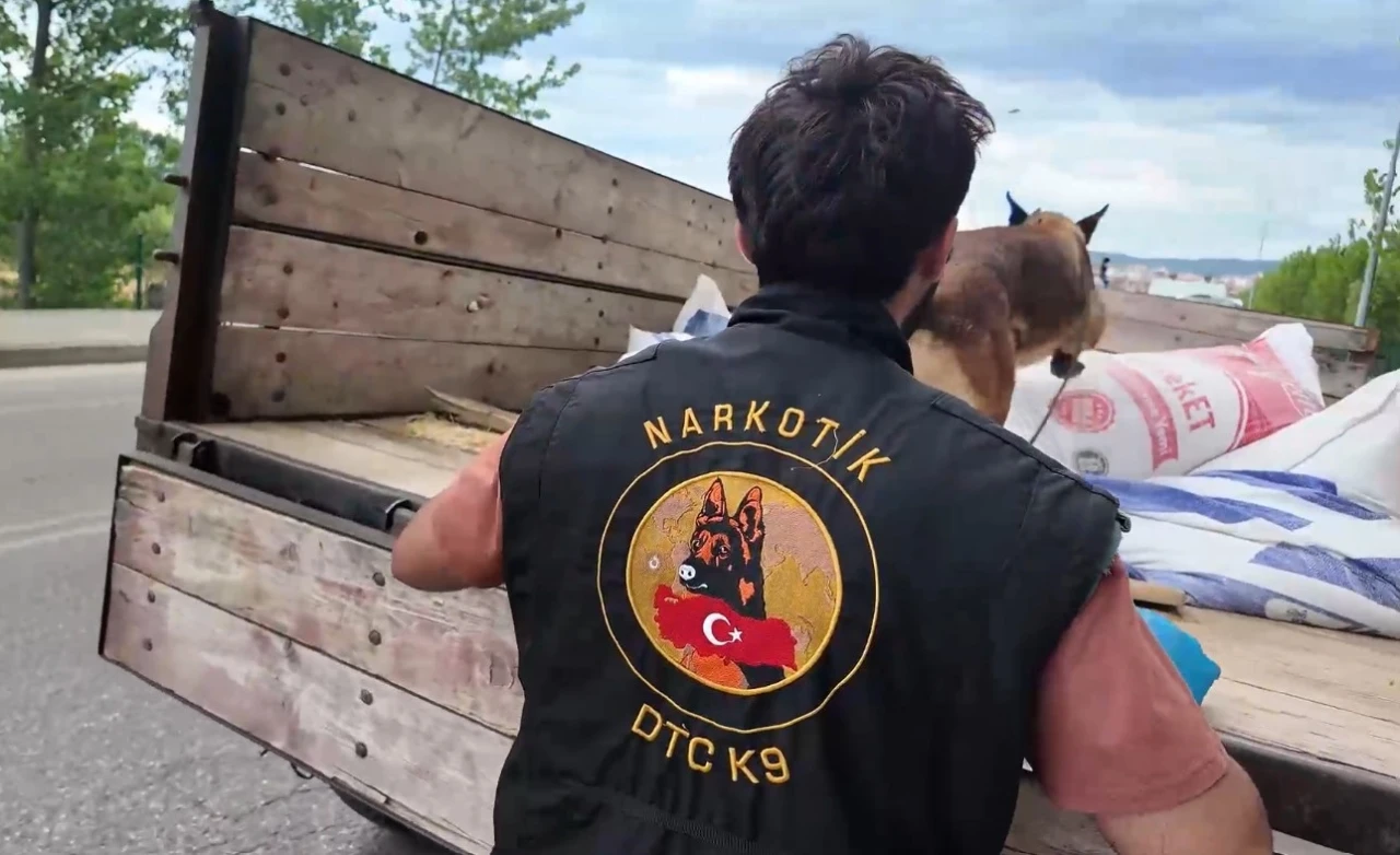 Emniyetten Taşk&ouml;pr&uuml;&rsquo;de denetim: 414 şahsın GBT&rsquo;si sorgulandı
