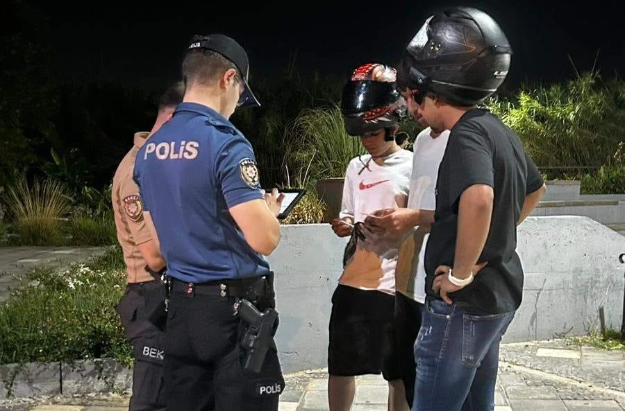 Emniyetten Yunusemre ilçesinde ’Huzur’ uygulaması

