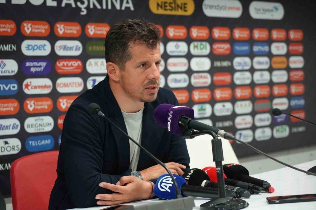 Emre Belözoğlu: &quot;Bizi ligde tutan iç saha performansımız oldu&quot;
