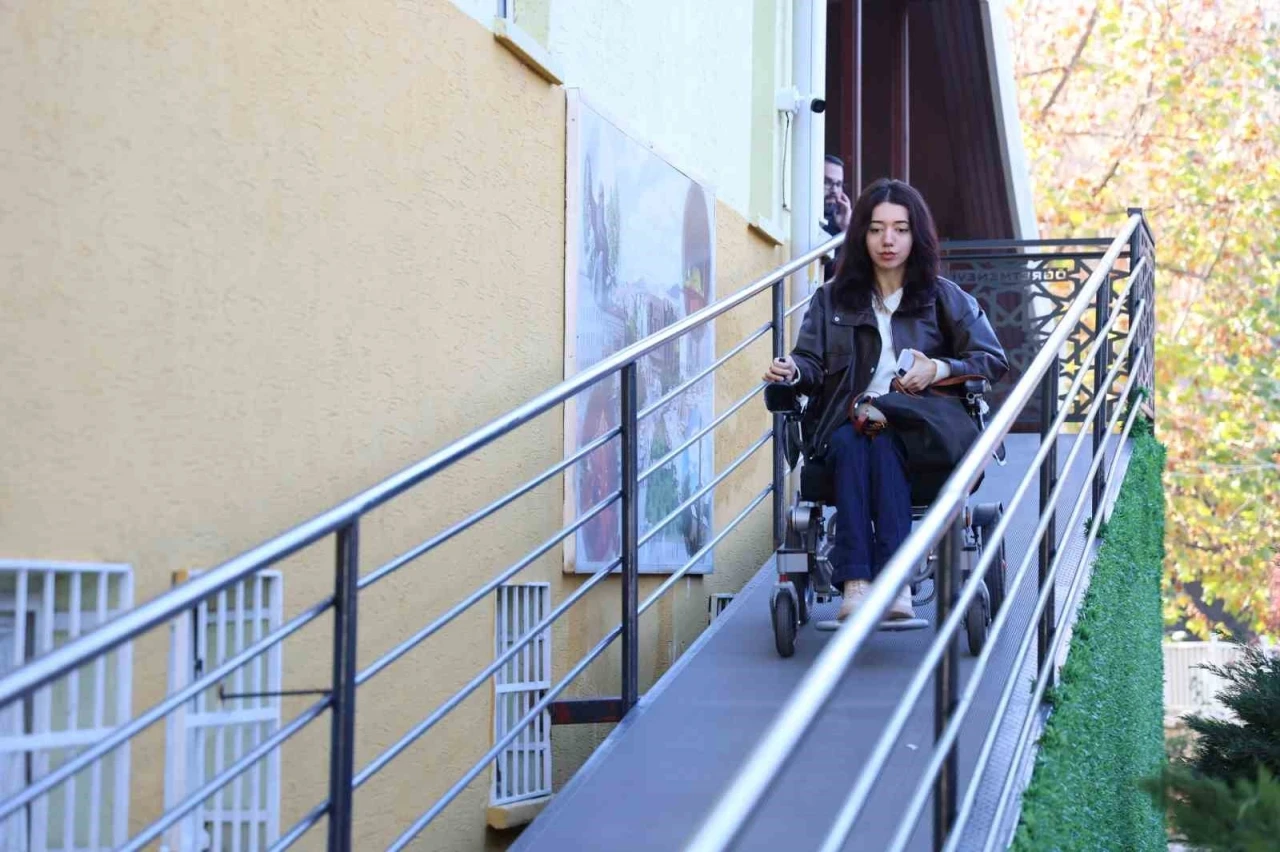 Engelli ve ailelerinin yaşam kalitesini artırma &ccedil;alıştayı