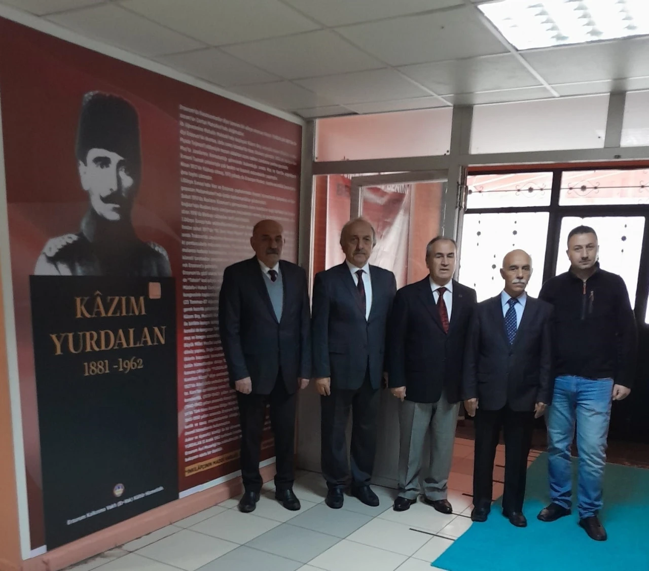 ER-VAK’tan Kazım Yurdalan Ortaokulu’na kültür hizmeti
