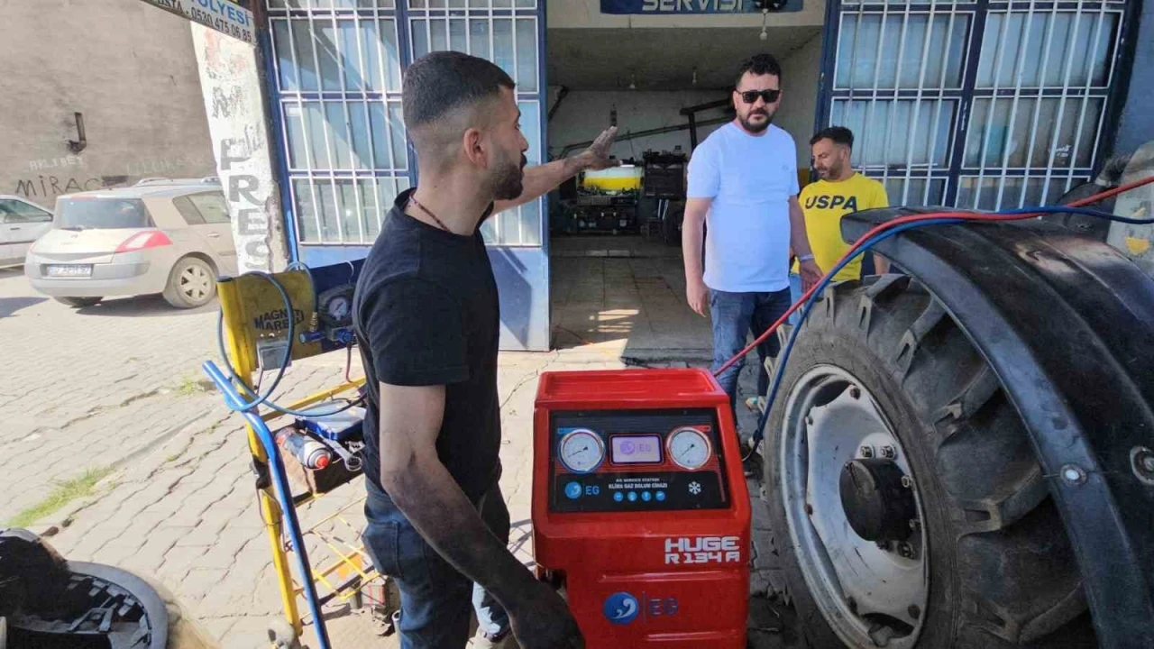 Erciş’te sıcak hava etkisini gösterdi, sürücüler klima için 