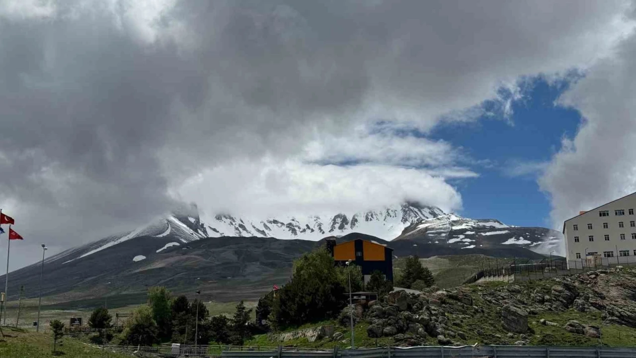 Erciyes’te görsel şölen
