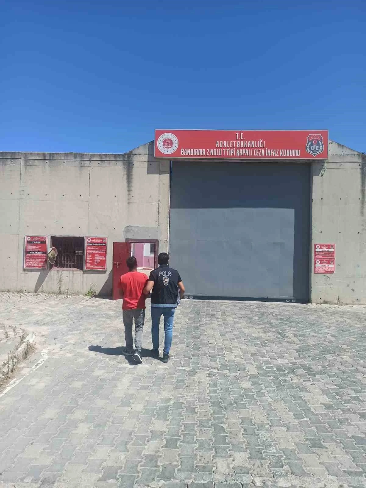 Erdek’te 18 yıl hapis cezası bulunan şahıs yakalandı
