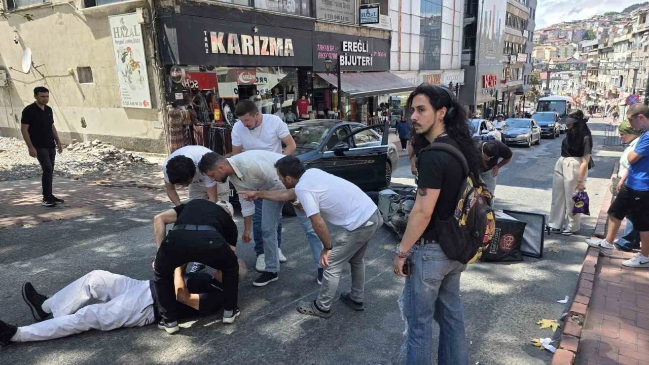 Ereğli&rsquo;de motosikletin &ccedil;arptığı yaya yaralandı
