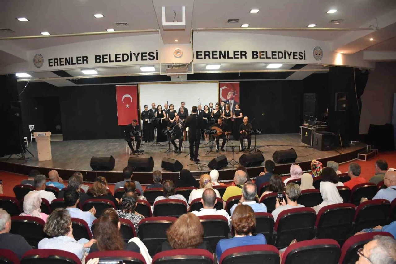 Erenler’de 1. Türk müziği festivali coşku içerisinde gerçekleşti
