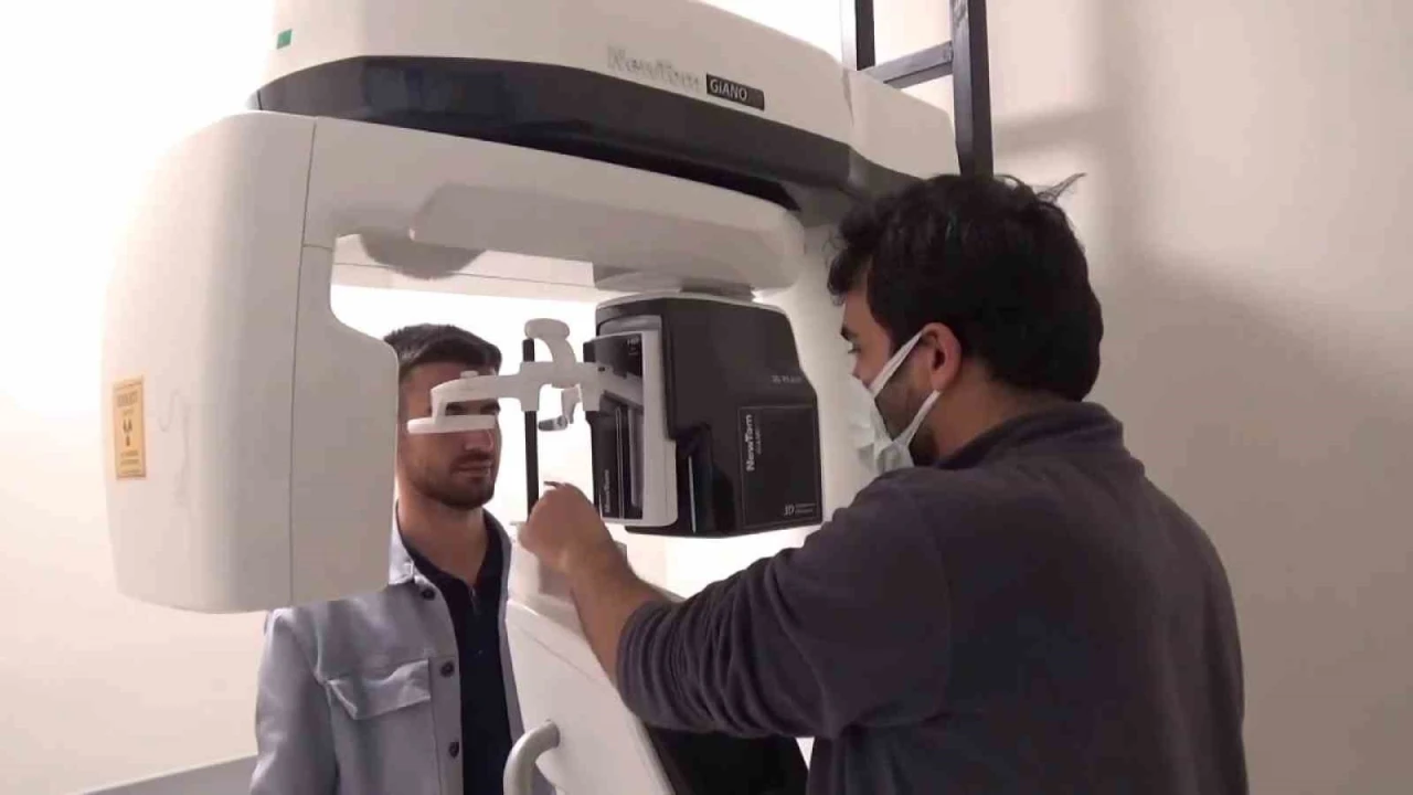 Ergani Ağız ve Diş Sağlığı Merkezi, gece vardiyası ile bölgeye hitap ediyor
