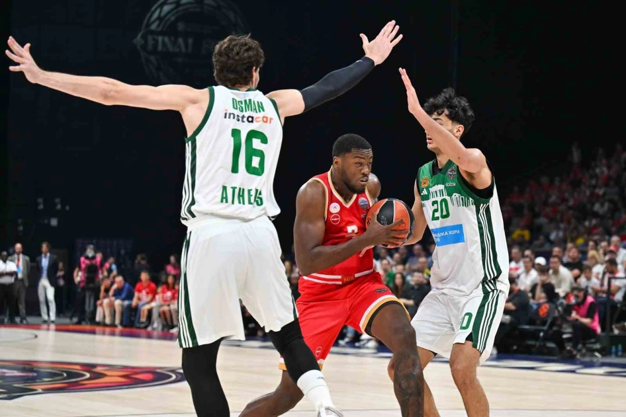 Ergin Ataman’ın çalıştırdığı Panathinaikos 3.’lük maçını kaybetti
