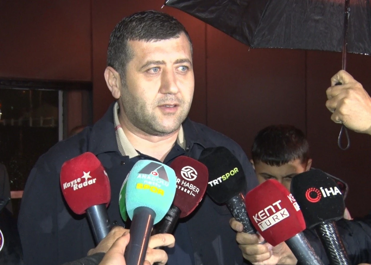Ersoy: &quot;Kayserispor bu seneyi çok büyük problemlere rağmen atlattı&quot;
