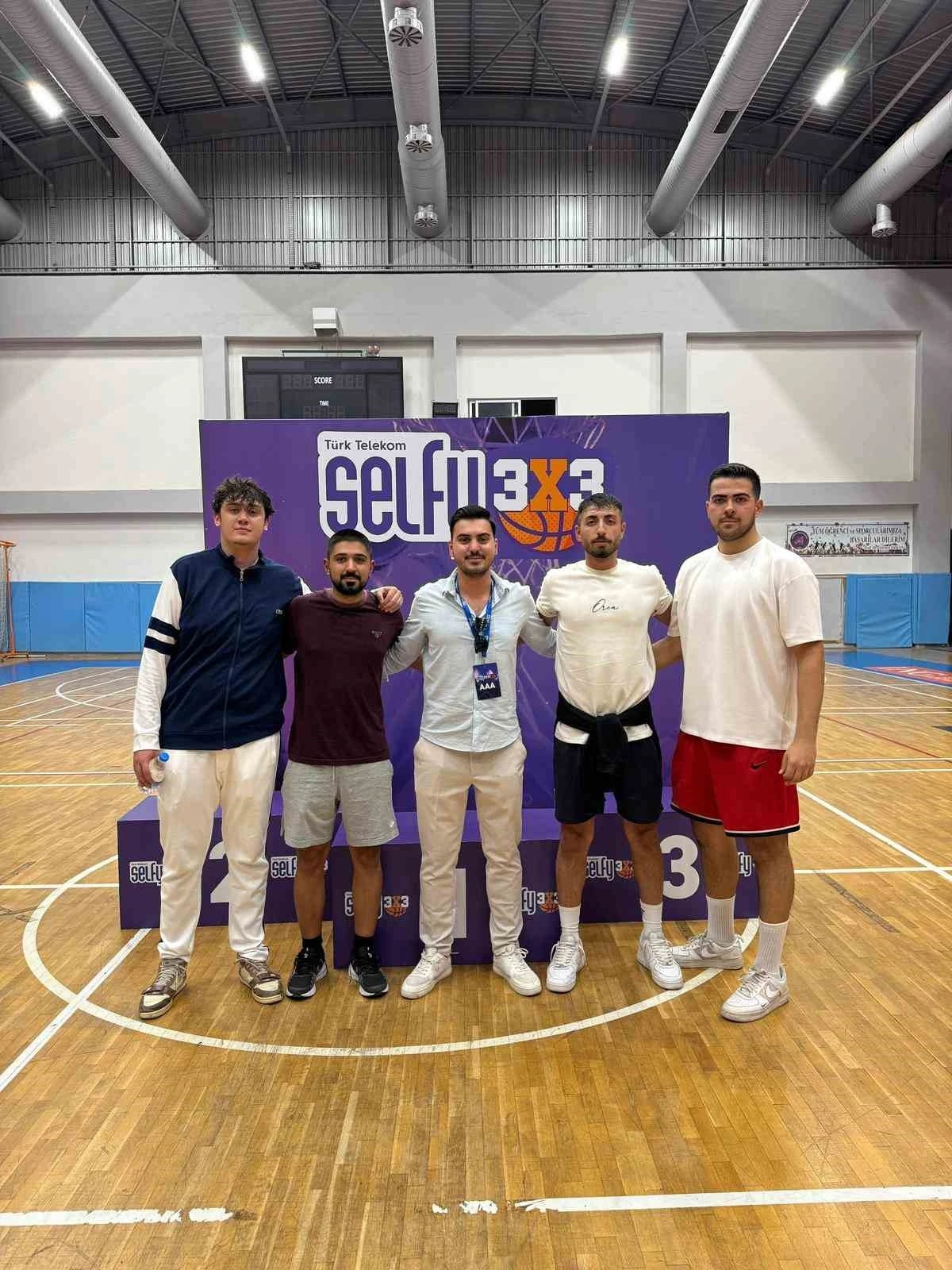 ERÜ, 3x3 turnuvasında Türkiye ikincisi oldu
