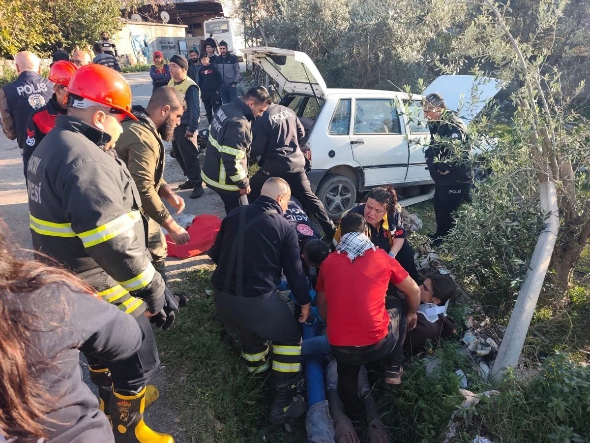 Erzin&rsquo;de trafik kazası:  3 yaralı
