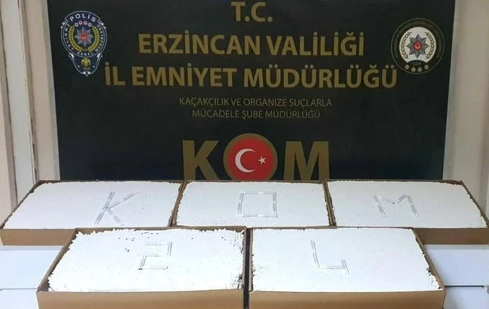 Erzincan’da 25.000 dal kaçak makaron ele geçirildi
