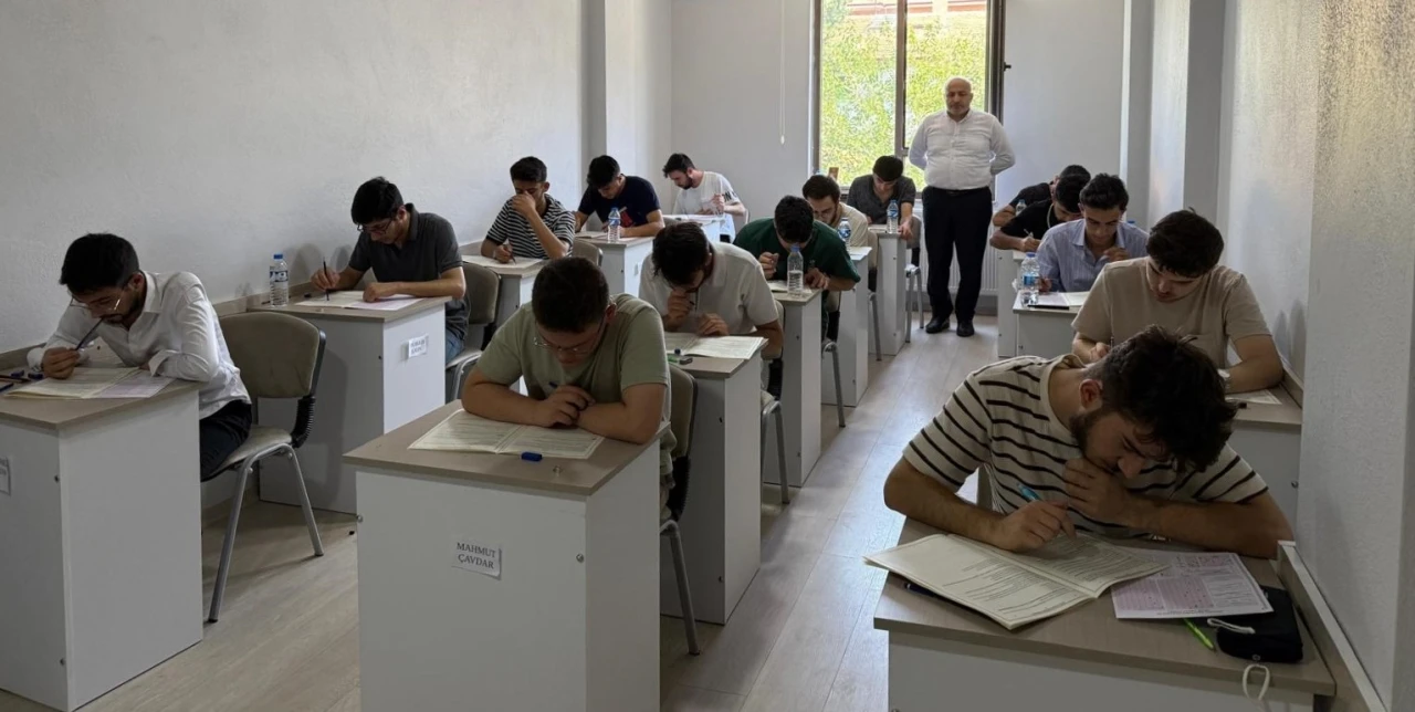 Erzincan’da ’Aday Din Görevlileri 3. Dönem Mesleki Eğitimi’ birinci dönemi sona erdi
