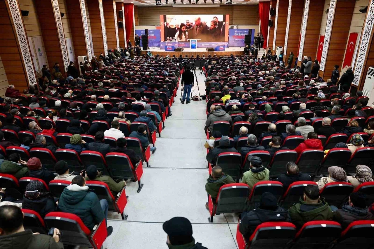 Erzincan&rsquo;da bin 760 sosyal konutun kura &ccedil;ekilişi yapıldı
