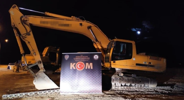 Erzincan&rsquo;da define avcıları su&ccedil; aletleriyle birlikte polise yakalandı
