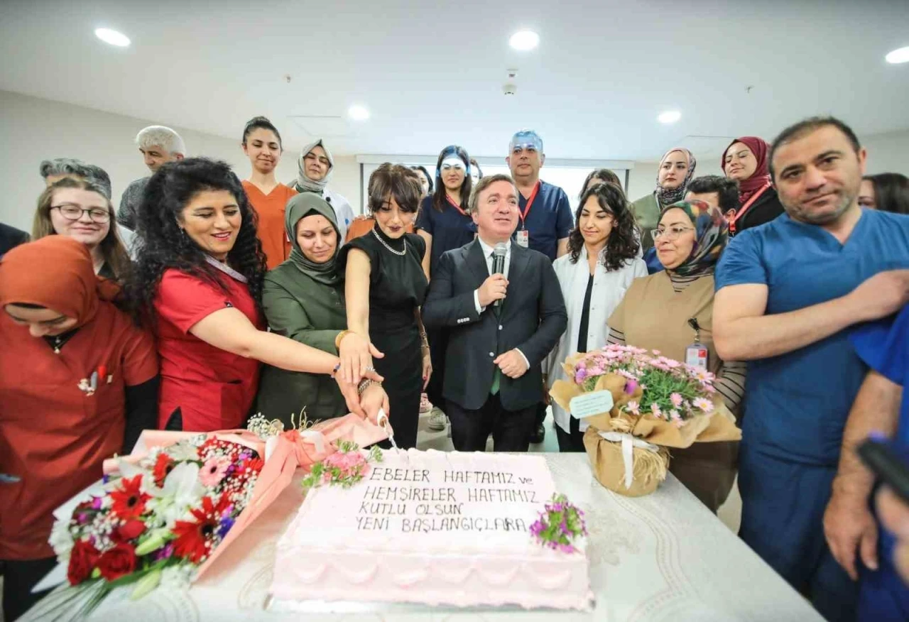 Erzincan’da Ebeler ve Hemşireler Haftası kutlandı
