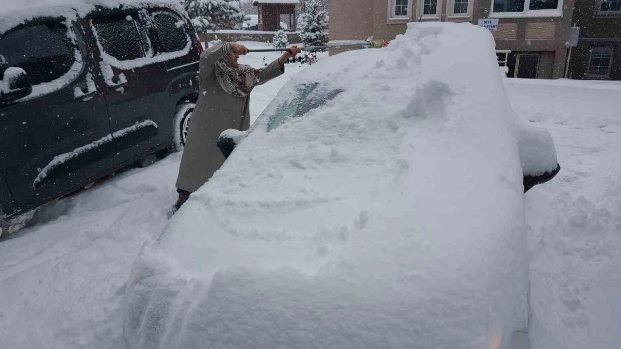 Erzincan’da eğitime kar tatili
