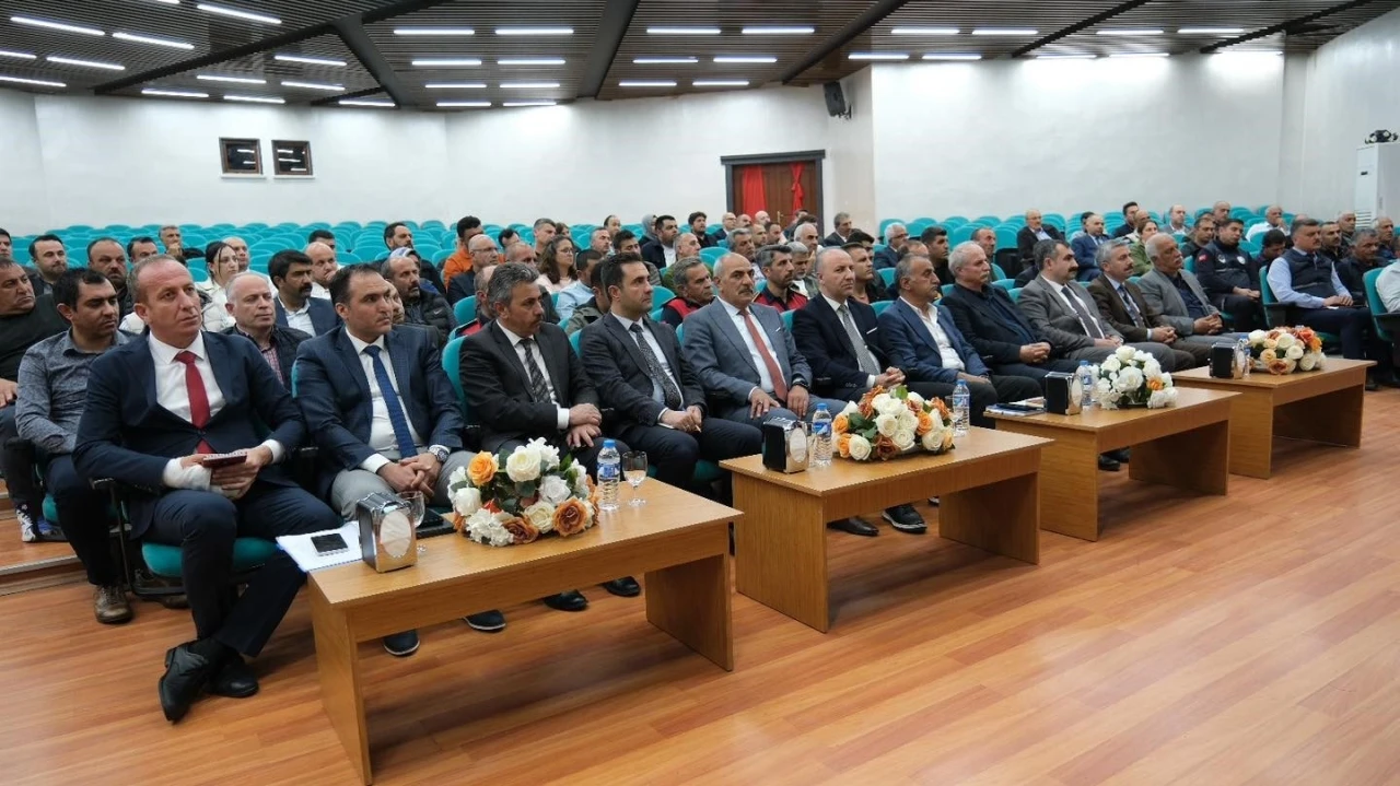 Erzincan’da yapılan çalışmalar ve hayata geçirilmesi planlanan projeler değerlendirildi
