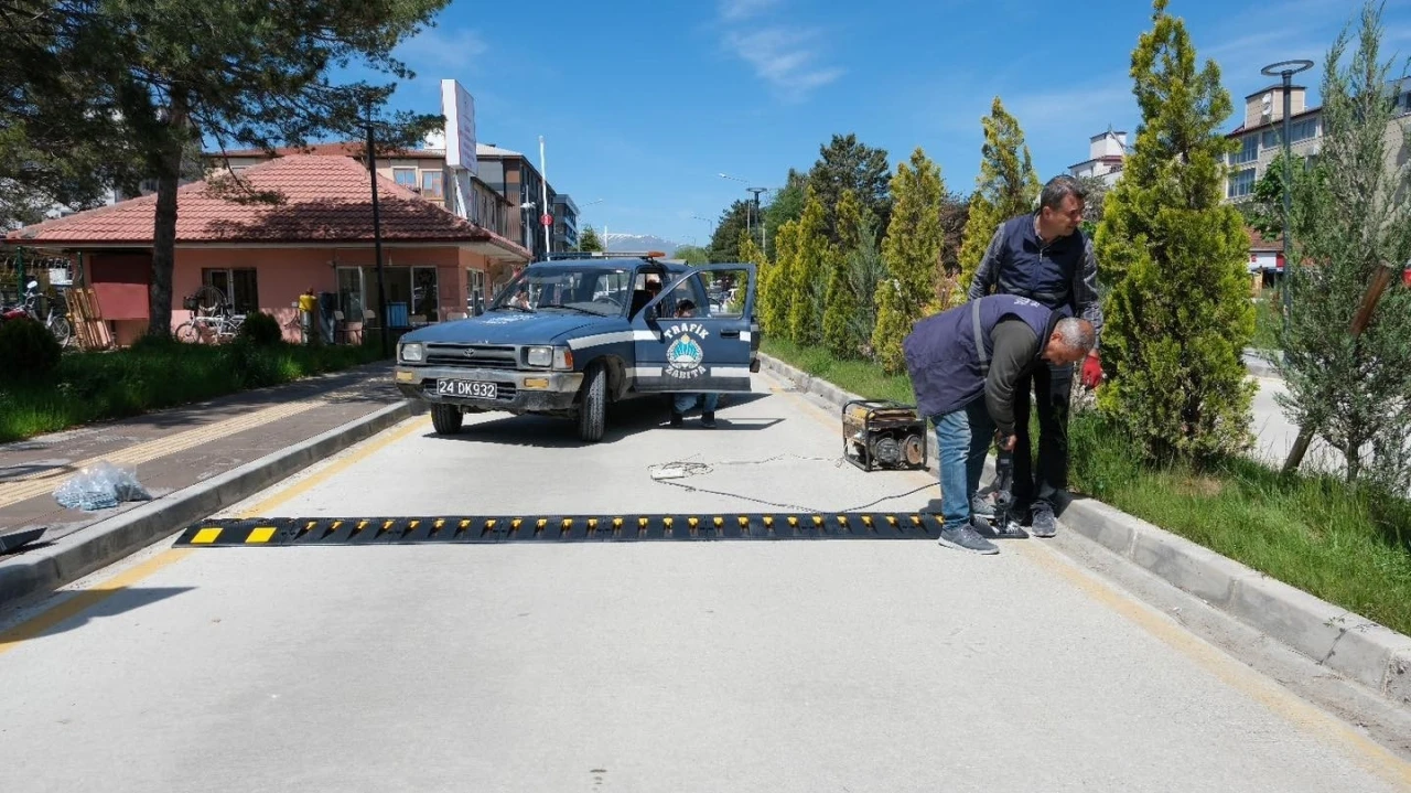 Erzincan Mengücek Gazi Eğitim ve Araştırma Hastanesi’nde kapan sistemi kuruldu
