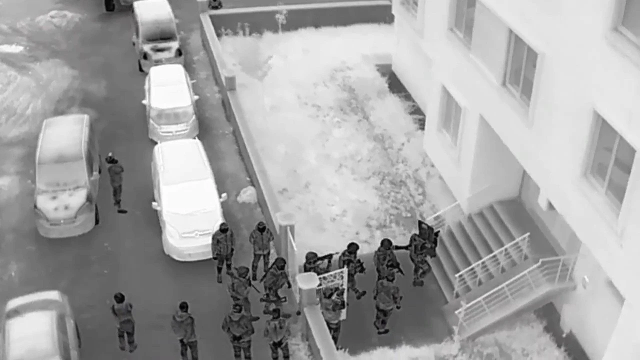 Erzurum’da FETÖ operasyonu: 20 şahıs yakalandı
