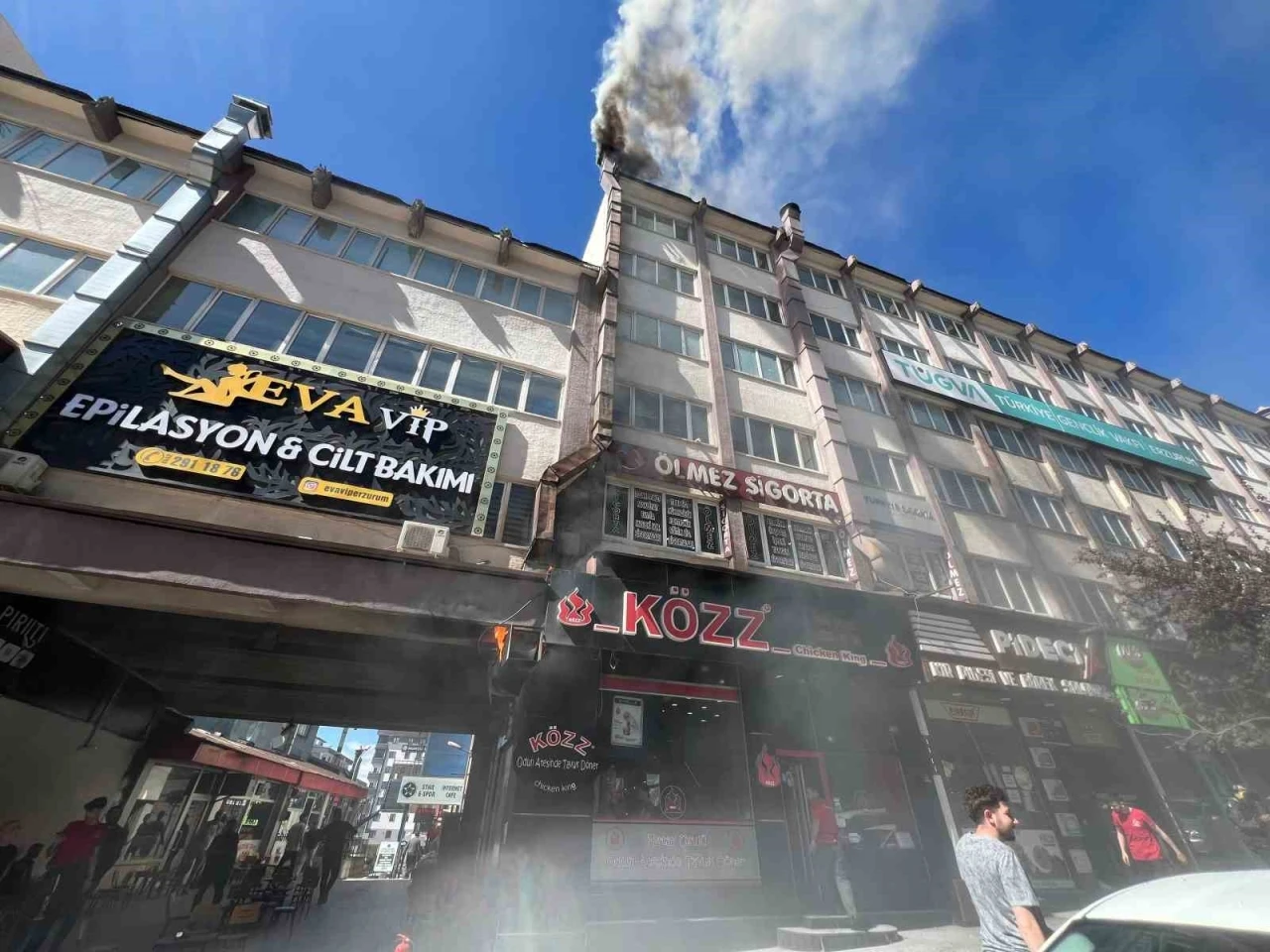 Erzurum’da korkutan baca yangını
