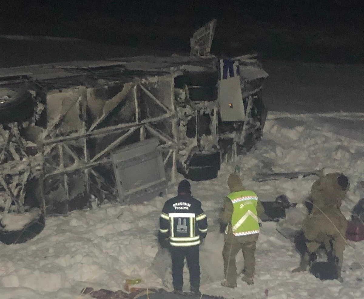 Erzurum’da trafik kazası: 38 yaralı