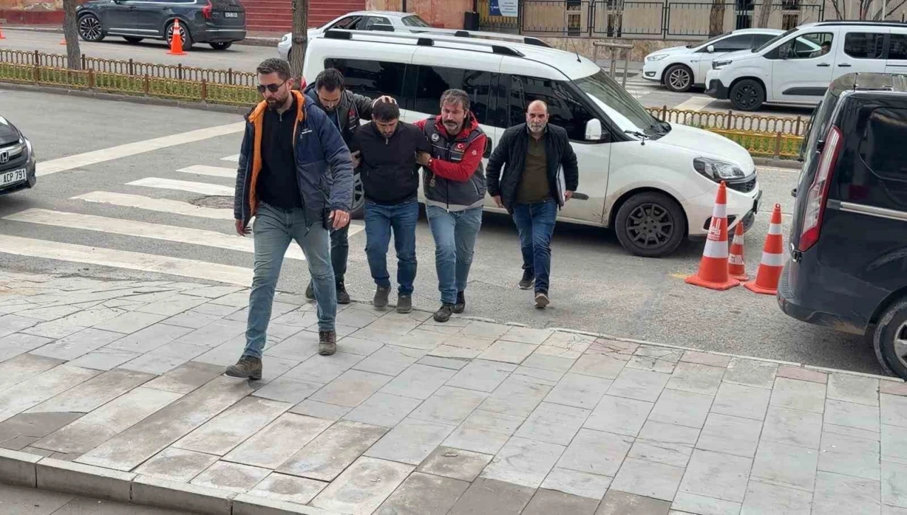 Erzurum&rsquo;daki silahlı saldırıların ş&uuml;phelisi tutuklandı
