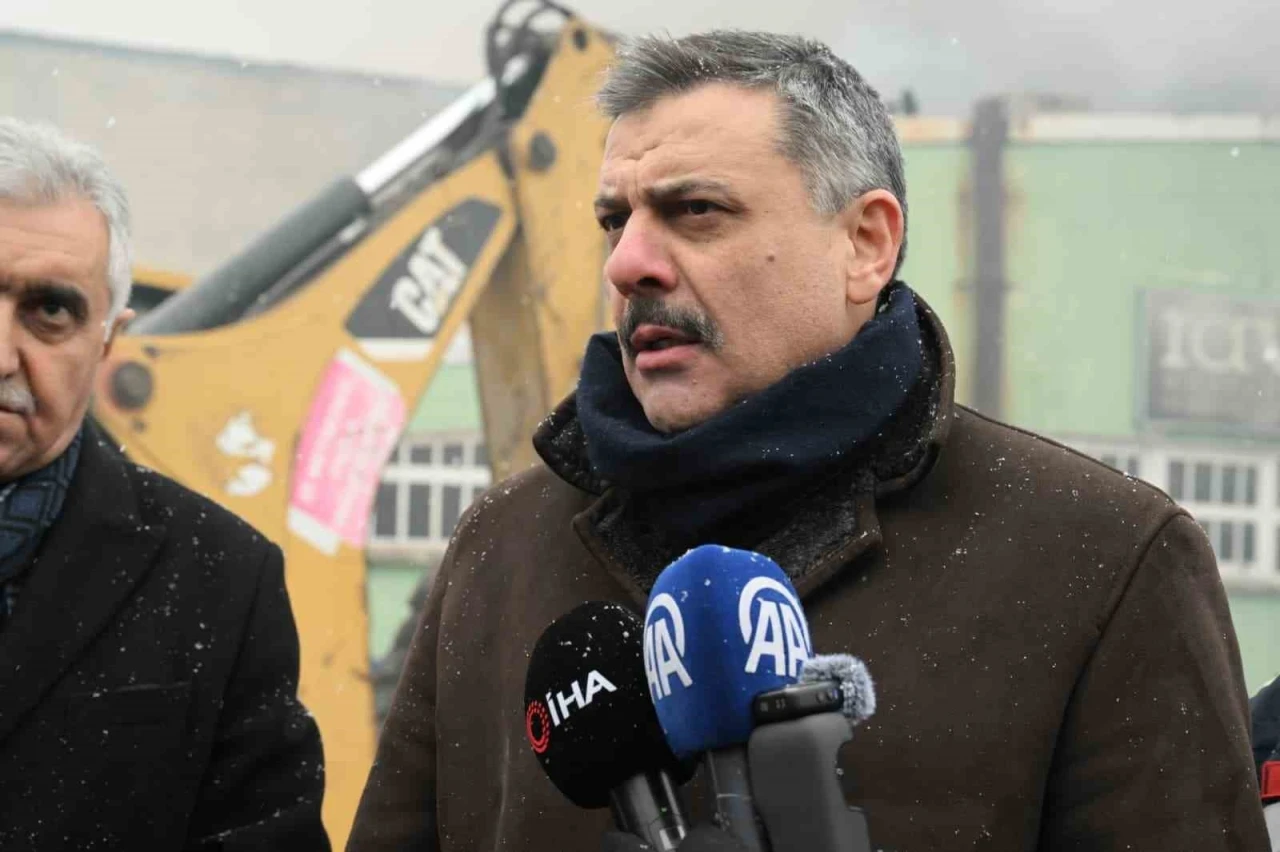 Erzurum Valisi Mustafa &Ccedil;ift&ccedil;i&rsquo;den yangın a&ccedil;ıklaması: "Allah milletimize b&ouml;yle acılar yaşatmasın"
