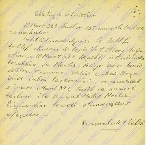 Erzurum Valisine İstiklal Madalyası
