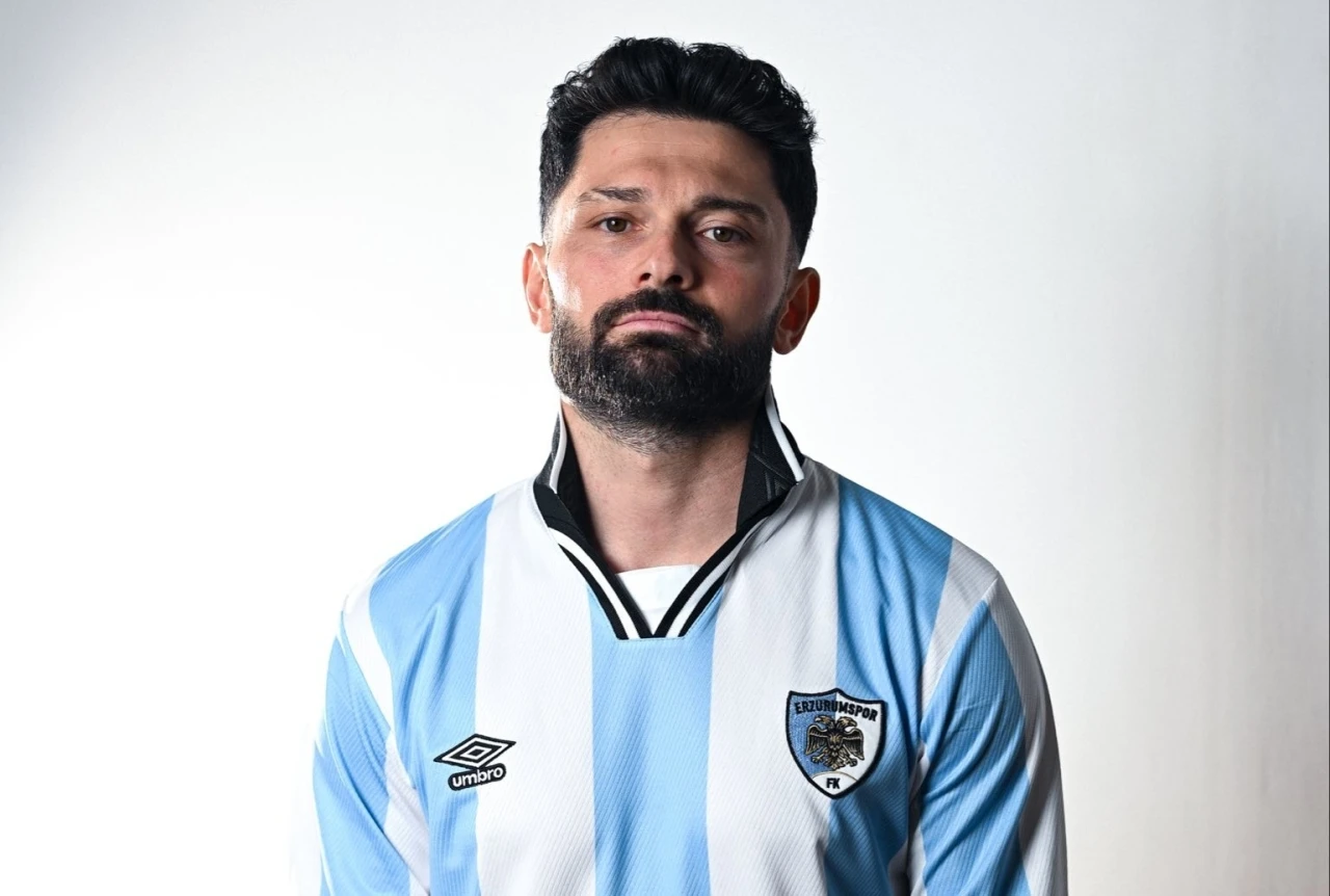 Erzurumspor FK yeni sezon formasını tanıttı
