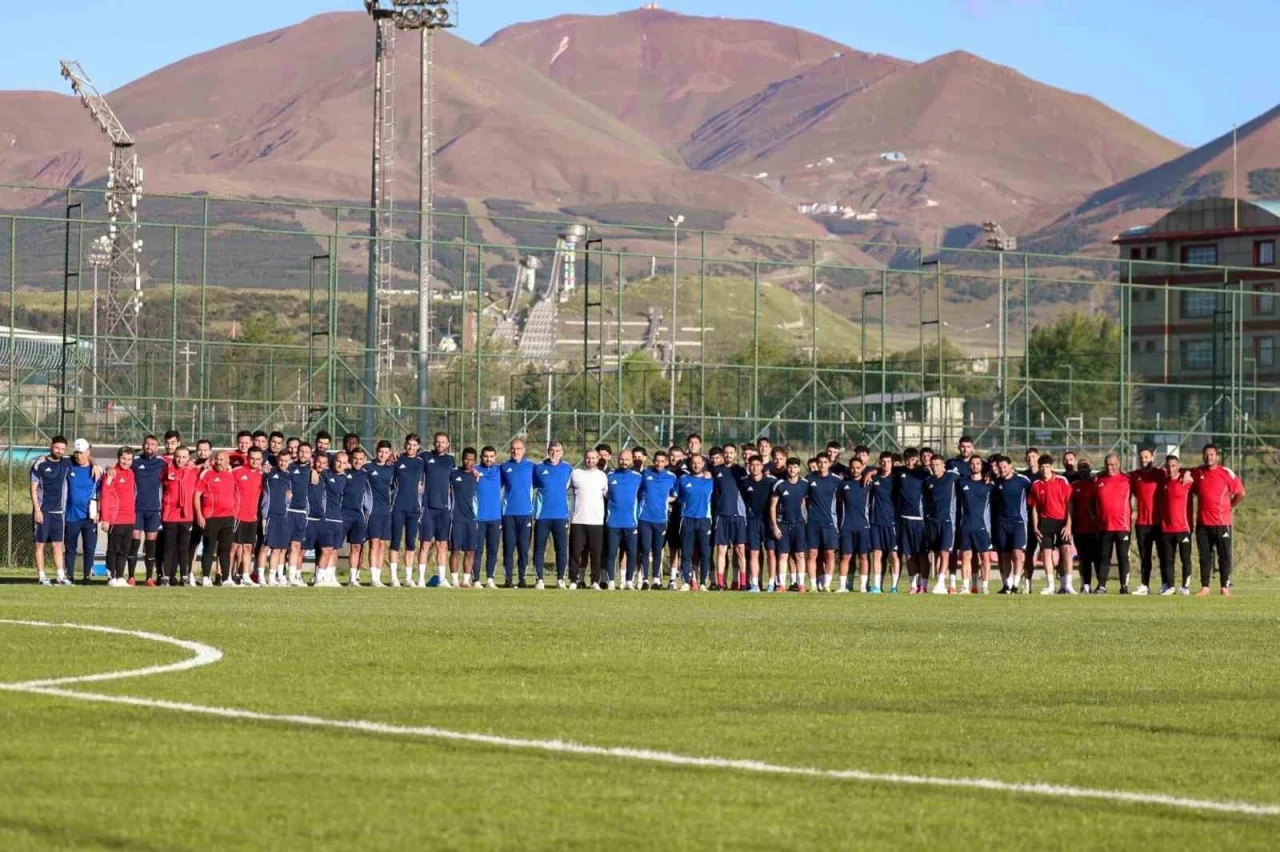 Erzurumspor top başı yaptı
