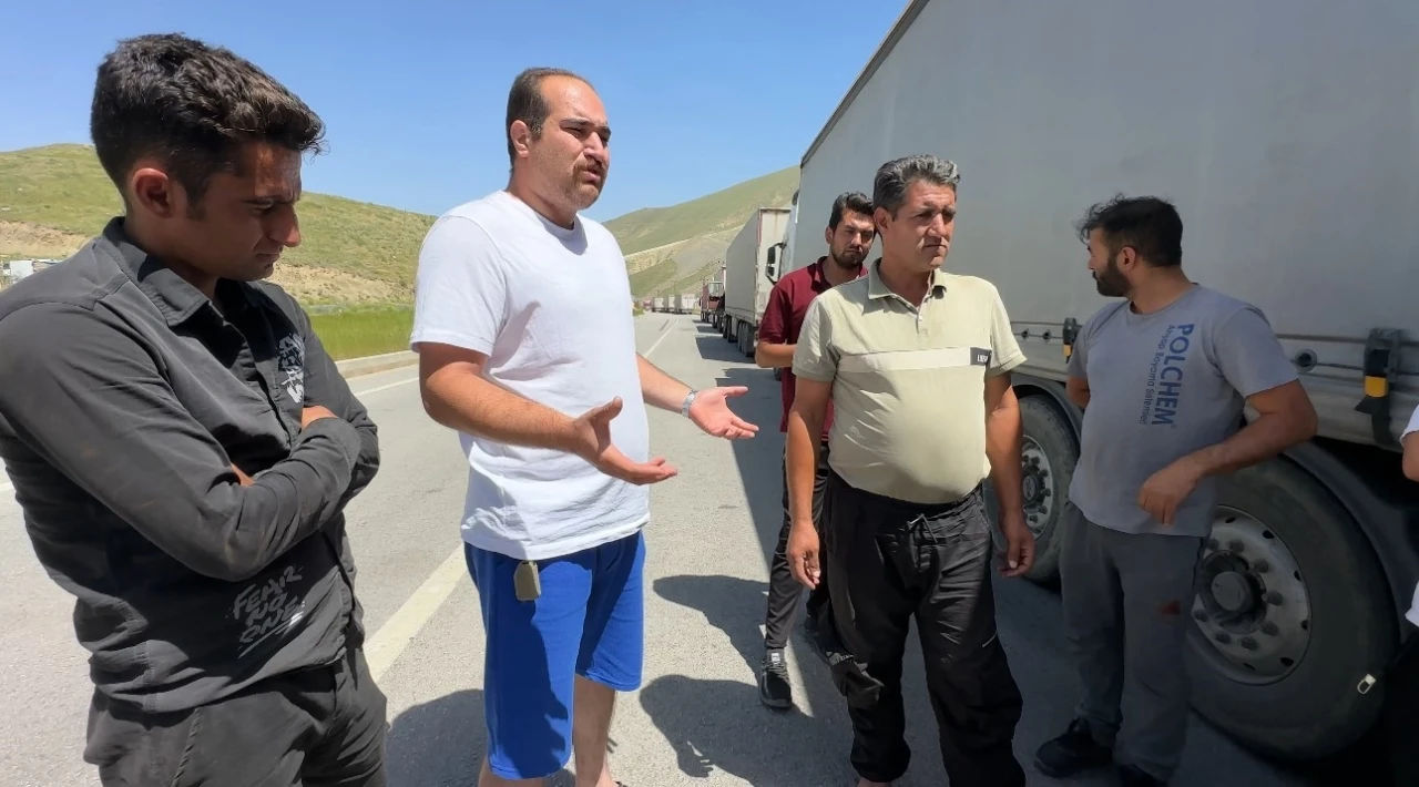Esendere Gümrük Kapısı’nda 10 kilometrelik tır kuyruğu

