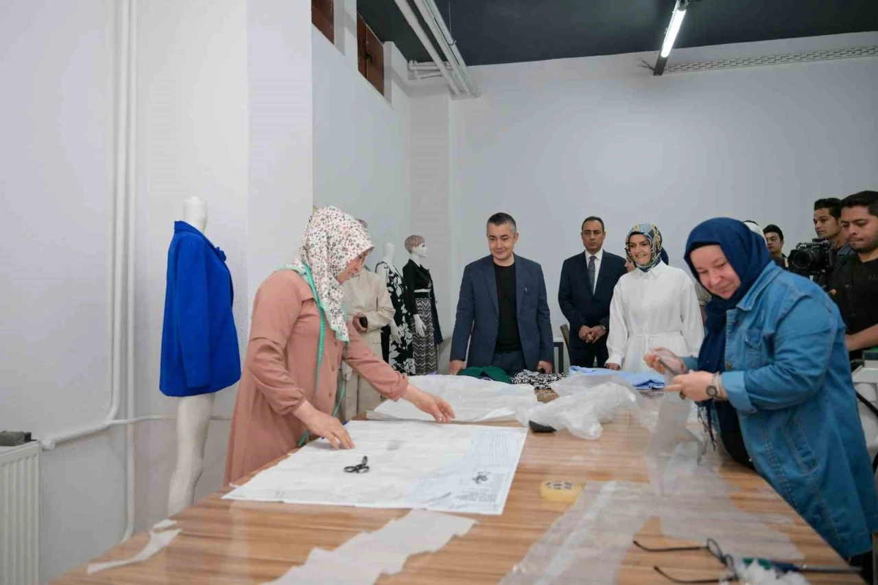 Esenyurt’ta kadınlara destek büyüyor
