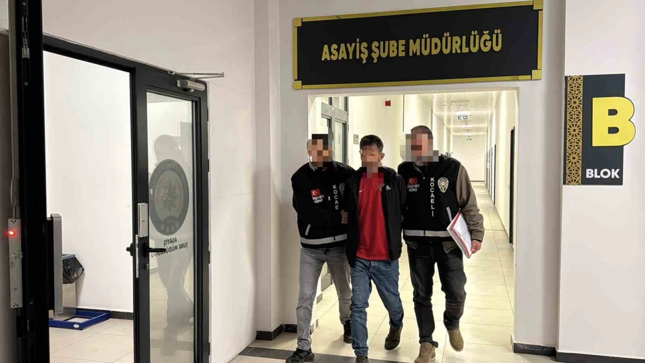 Eşini bıçaklayarak öldüren şahıs tutuklandı
