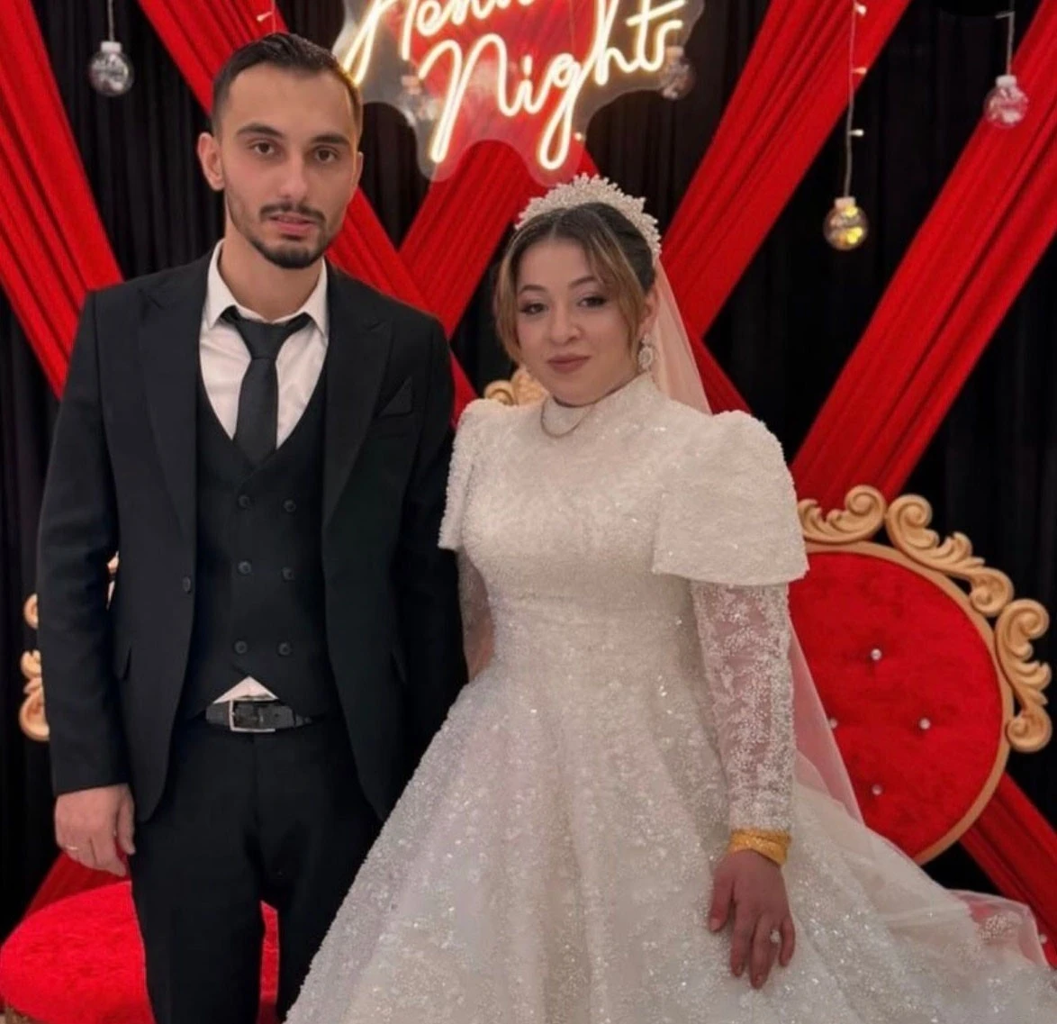 Eşini odunla d&ouml;verek &ouml;ld&uuml;ren şahıs yakalandı
