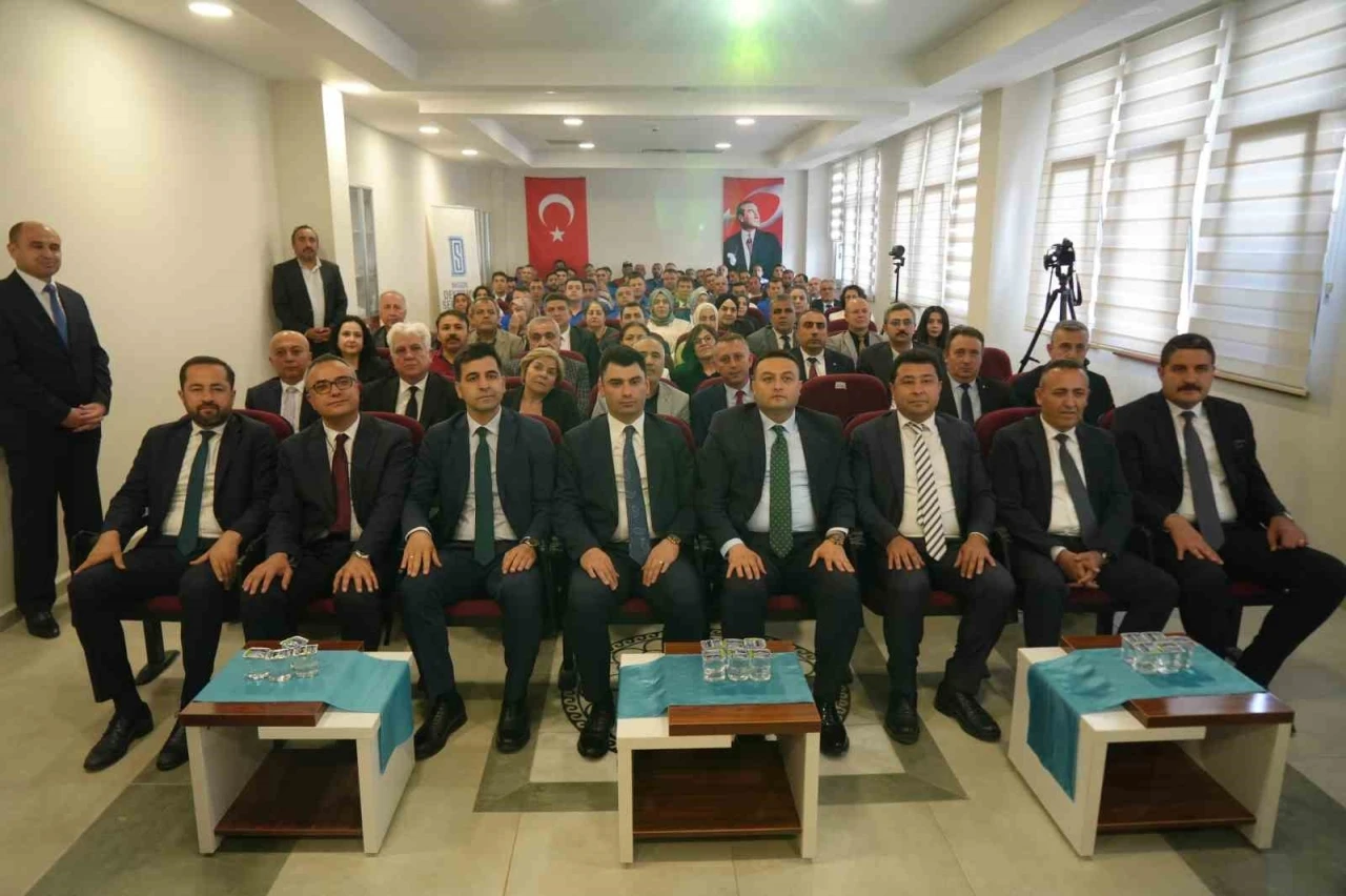 Eski h&uuml;k&uuml;ml&uuml;lere umut olan projeler Niğde&rsquo;de tanıtıldı
