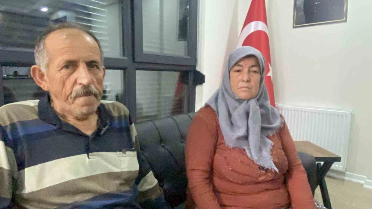 Eski kız arkadaşının evinin &ouml;n&uuml;nde &ouml;ld&uuml;r&uuml;len gencin davasında karar: Babaya m&uuml;ebbet, iki sanğa 8 yıl 4&rsquo;er ay hapis
