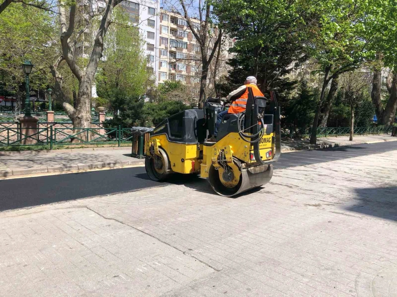 Eskişehir Adalar’da bisiklet yolu çalışmaları hız kesmeden sürüyor
