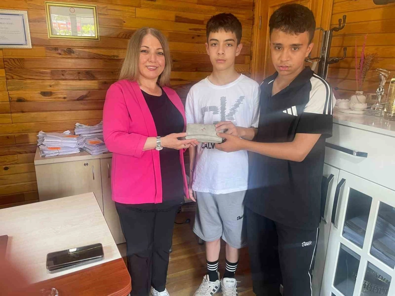 Eskişehir’de çocuklardan örnek davranış