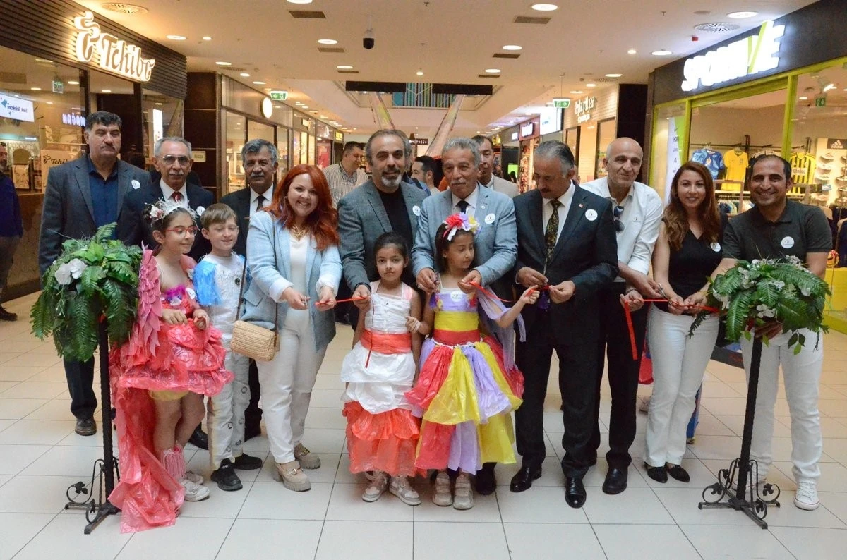 Eskişehir&rsquo;de "Etwinning İyi &Ouml;rnekler Sergisi" kapılarını a&ccedil;tı
