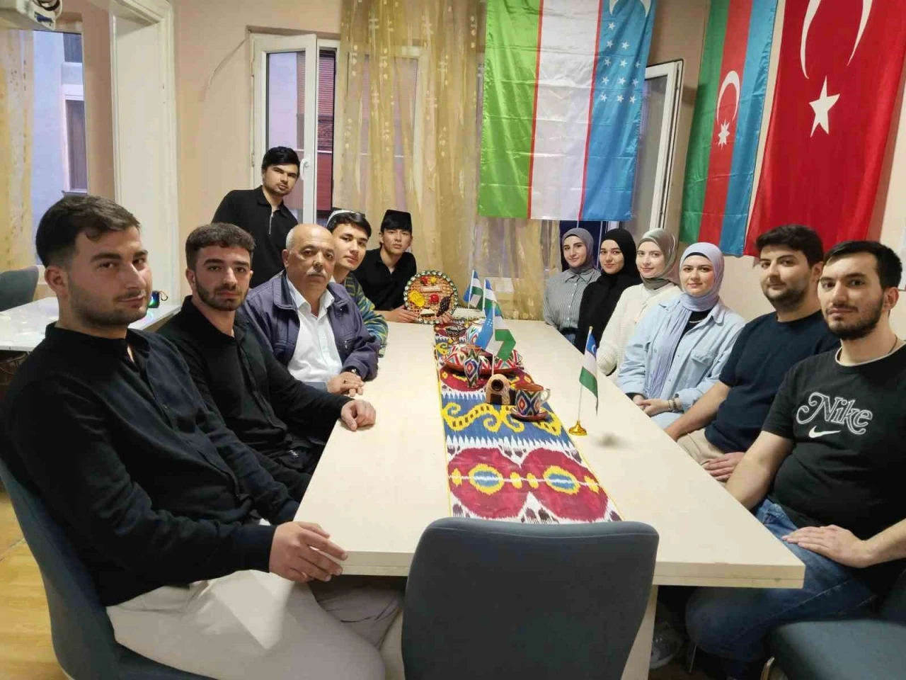 Eskişehir’de Türk Dünyası öğrencileri Hıdırellez coşkusu yaşadılar
