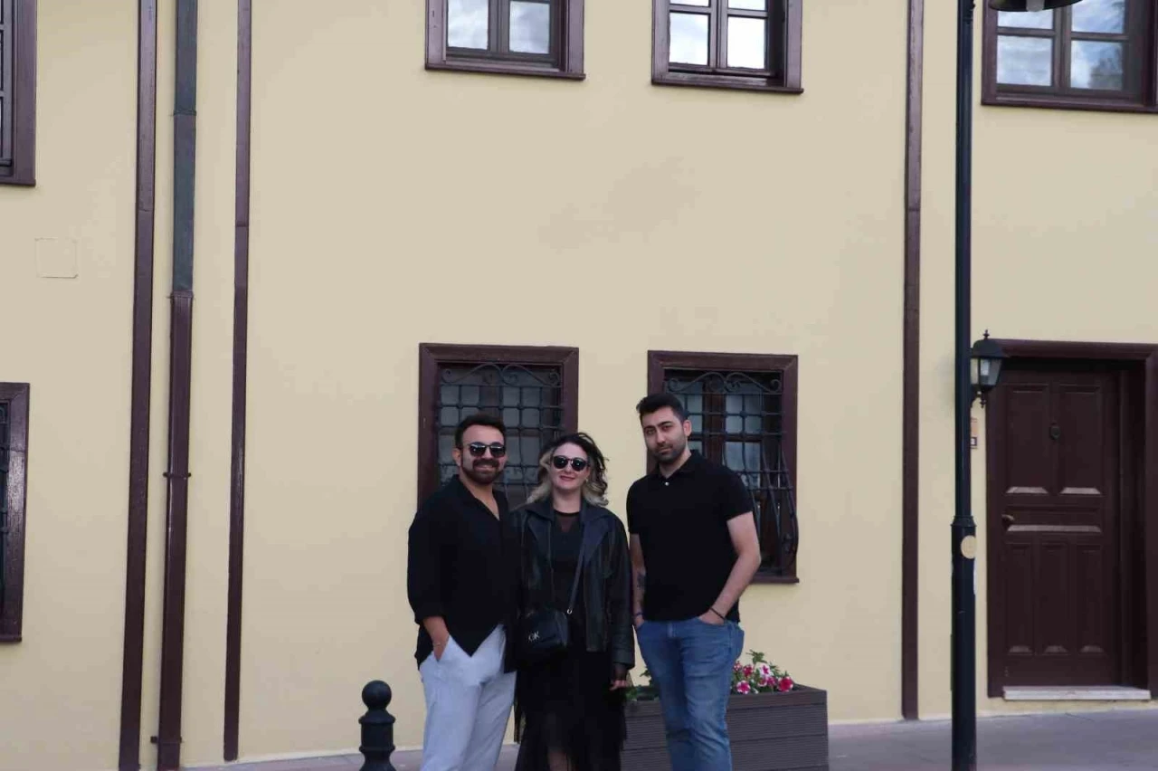 Eskişehir’e gelen turistler şehre hayran kalıyor

