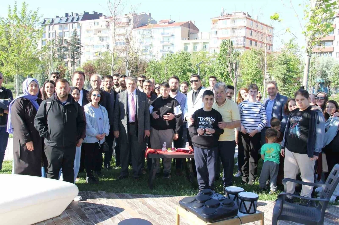 Eskişehir Millet Bahçesi’nde ‘Okul hayatından, hayat okuluna’ farkındalık dersi
