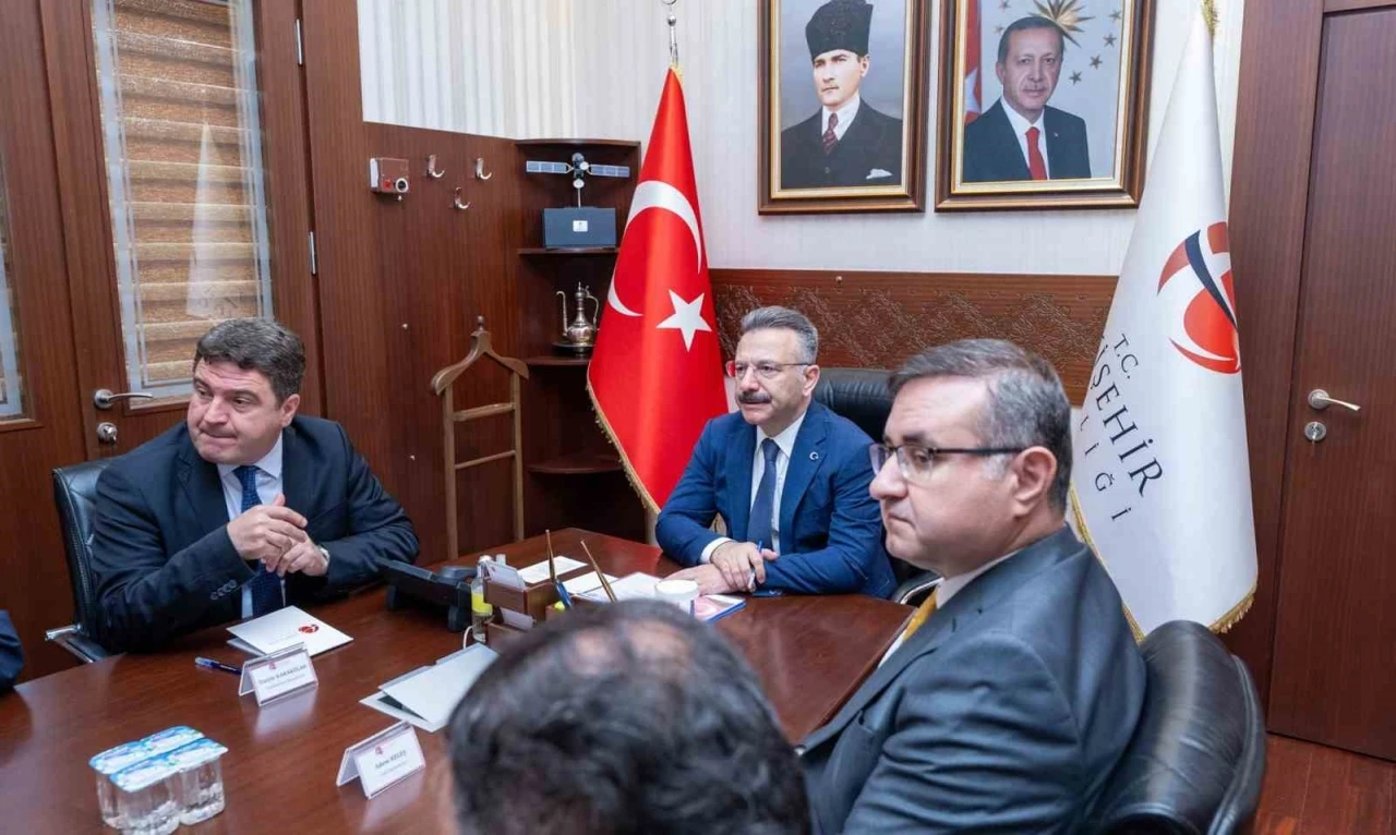 Eskişehir Valili’ğinde İl Güvenlik ve Asayiş Koordinasyon Toplantısı gerçekleşti
